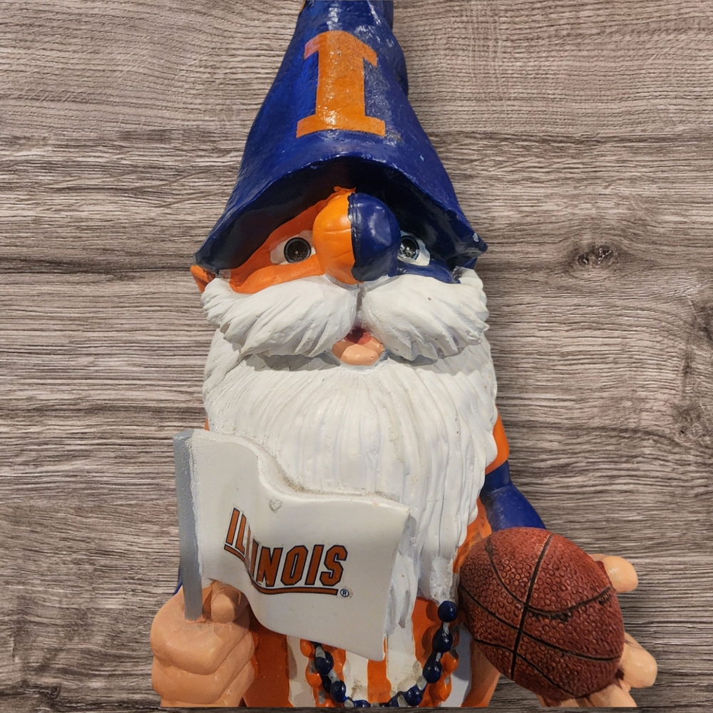 Forever Collectibles Blue and White Gnome with Basketball - Picture 3 of 6
